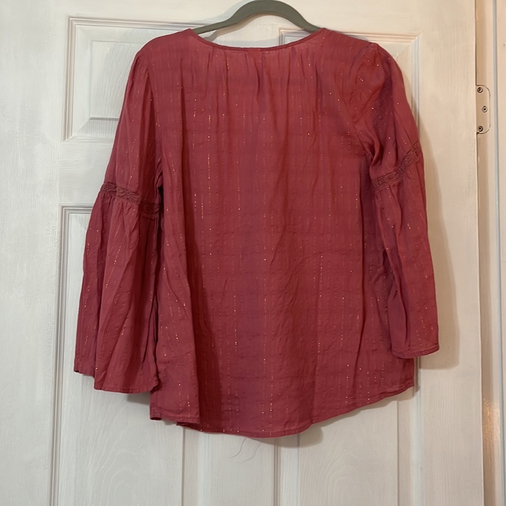 Blouse - Picture 2 of 4